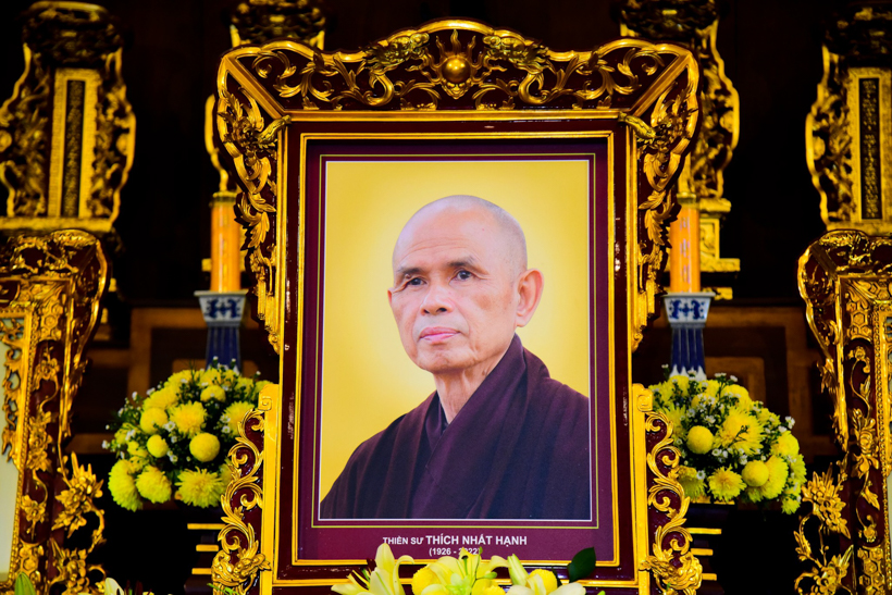 Trưởng lão Hòa thượng Thích Trí Quảng tưởng niệm Thiền sư Thích Nhất Hạnh tại Tổ đình Ấn Quang
