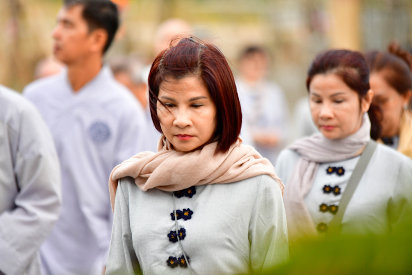 Thời thiền hành đầu tiên trong khóa tu Tuần An Lạc