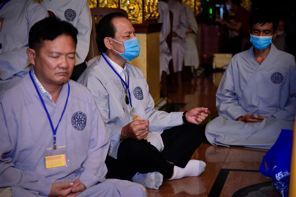 Học lại cười trong khóa tu Ngày An Lạc
