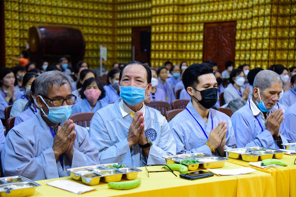 Học lại cười trong khóa tu Ngày An Lạc
