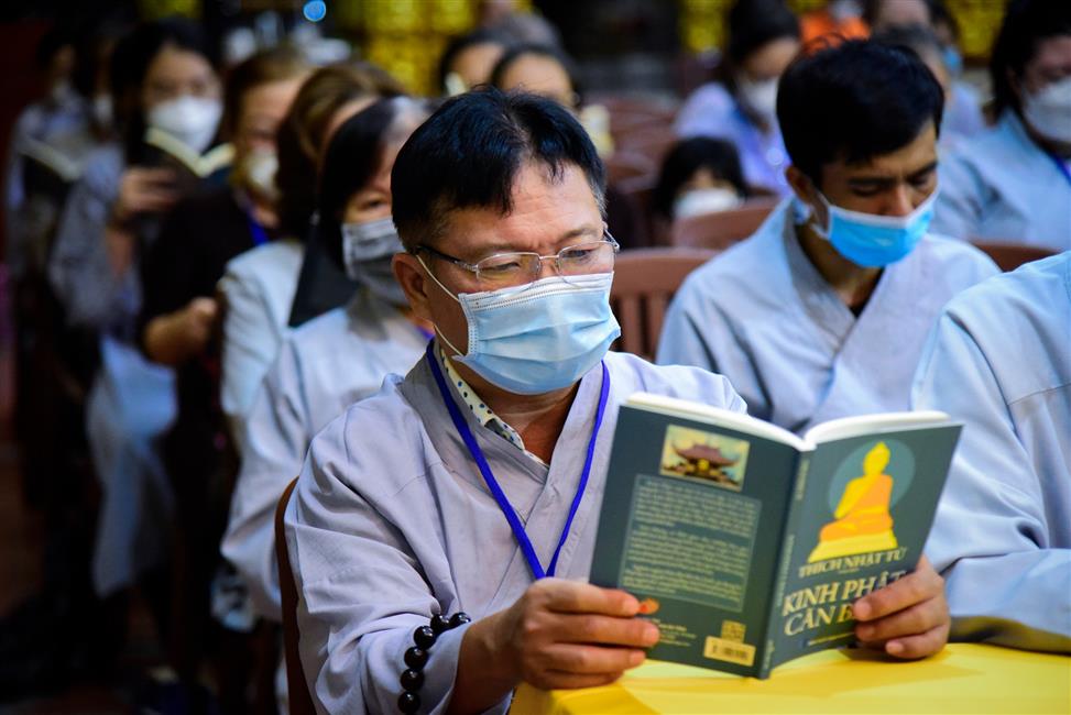 Học lại cười trong khóa tu Ngày An Lạc