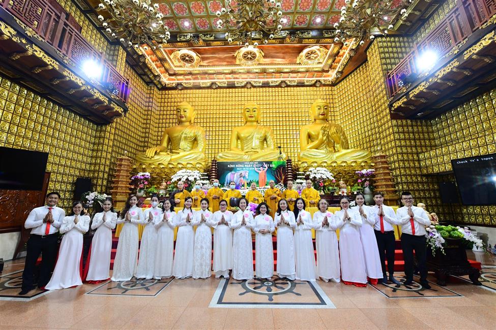 Đêm kỷ niệm Thái tử Tất-đạt-đa xuất gia
