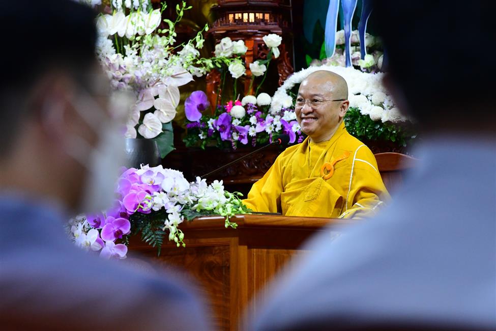 Đêm kỷ niệm Thái tử Tất-đạt-đa xuất gia