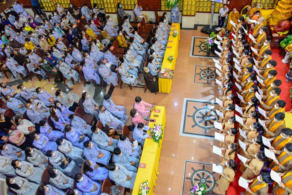 Đại lễ tưởng niệm đức Phật nhập Niết-bàn và mừng Ngày Tiếp nối lần thứ 54 của Sư phụ Thích Nhật Từ