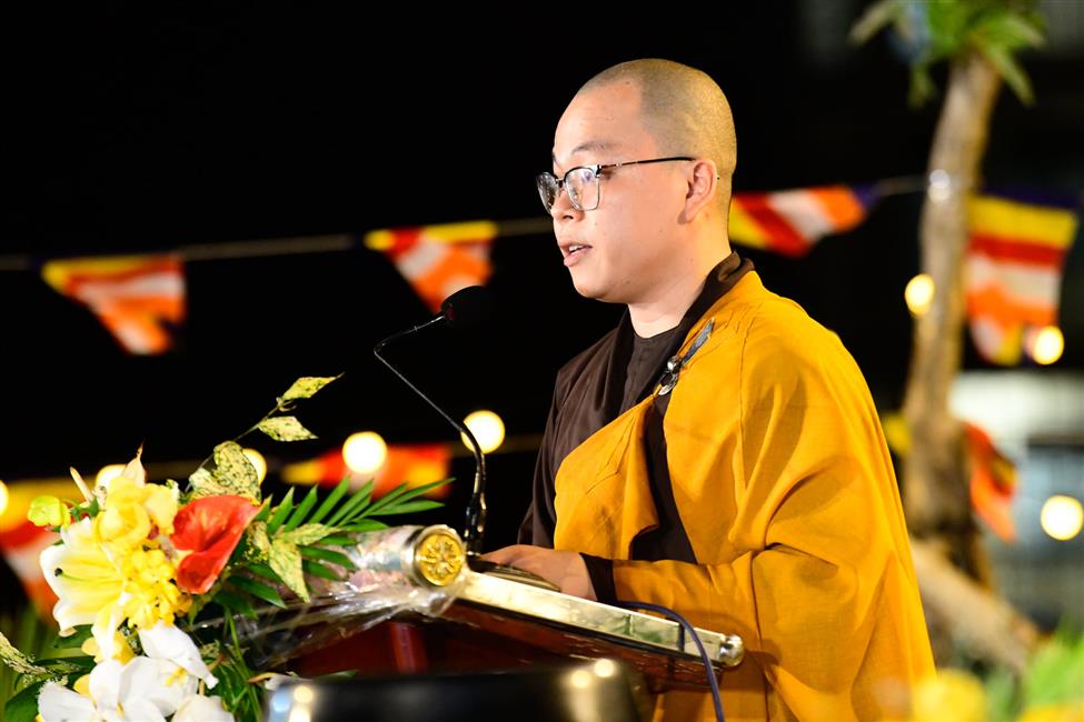 Đêm hoa đăng lễ hội Quan Âm Đông Hải: Đề cao lòng từ bi