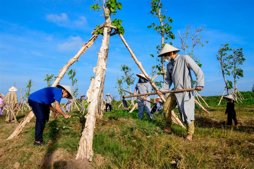 Gieo duyên qua hoạt động chấp tác