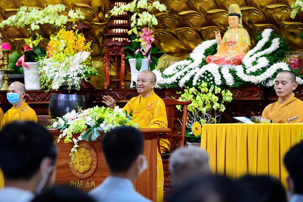 Trang nghiêm kỷ niệm Ngày Bồ-tát Quan Thế Âm đản sanh