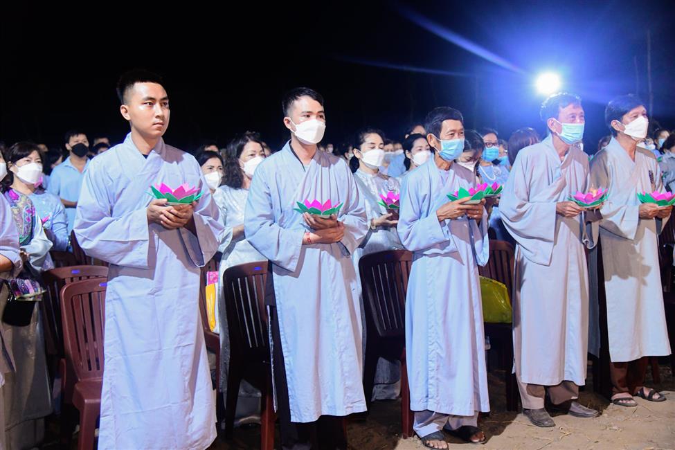 Đêm hoa đăng lễ hội Quan Âm Đông Hải: Đề cao lòng từ bi