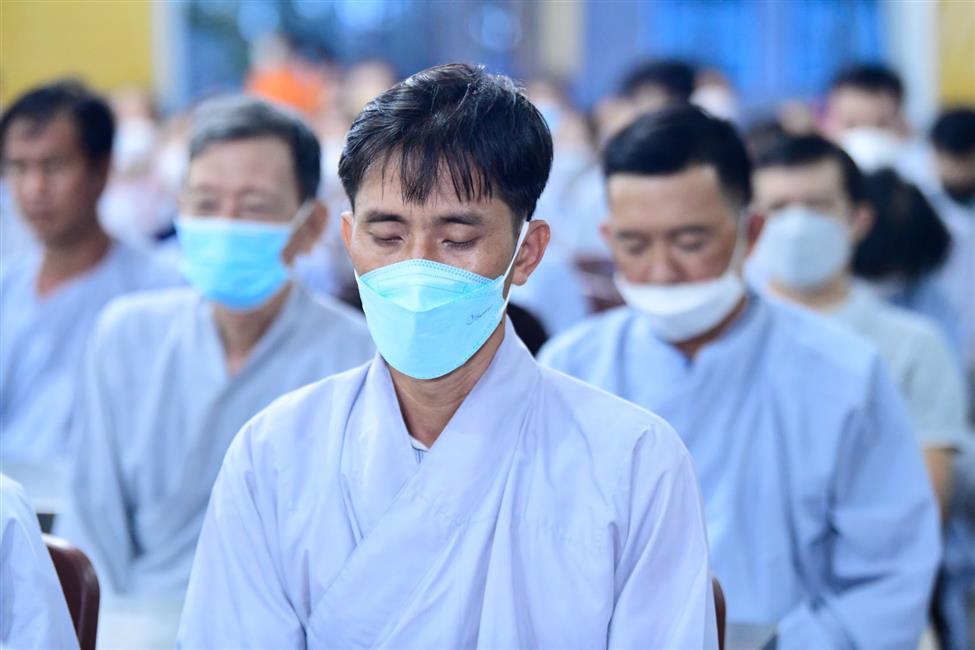 Rời xa sự ồn ào, những bước chân tìm về bình yên