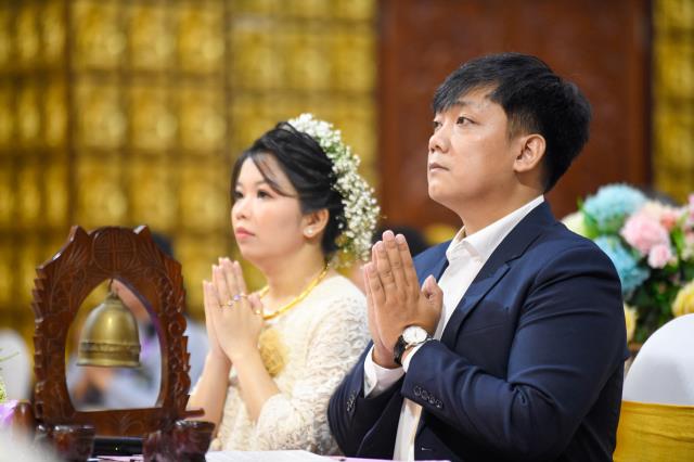 Mở cửa hôn nhân hạnh phúc bằng chiếc “chìa khóa” trong lễ hằng thuận