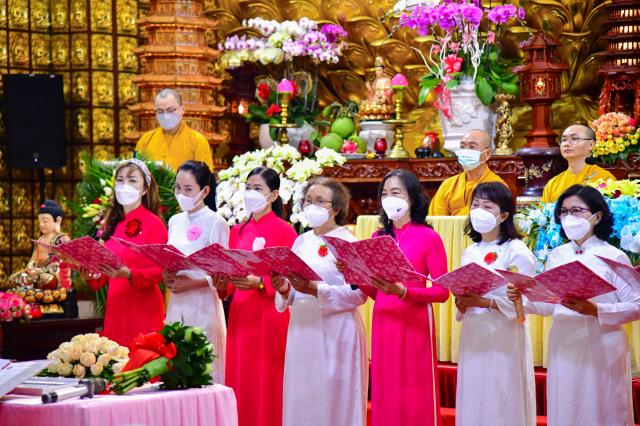 Chắp cánh cho hôn nhân hạnh phúc bằng triết lý nhà Phật