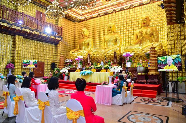 Chắp cánh cho hôn nhân hạnh phúc bằng triết lý nhà Phật