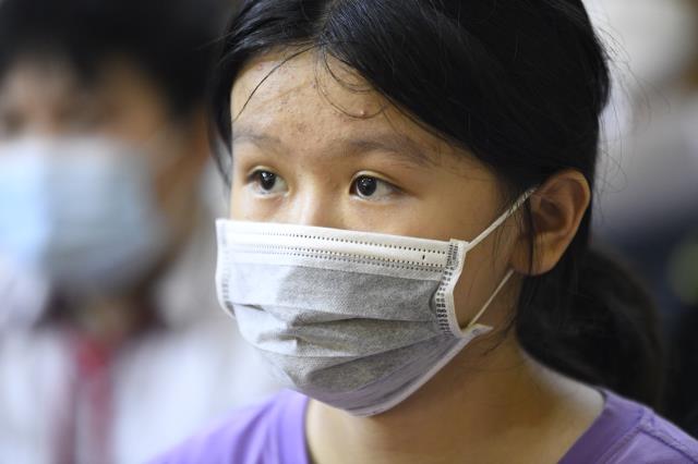 Chùa Giác Ngộ - Quỹ ĐPNN trao 114 suất học bổng đến trẻ em mồ côi vì Covid-19