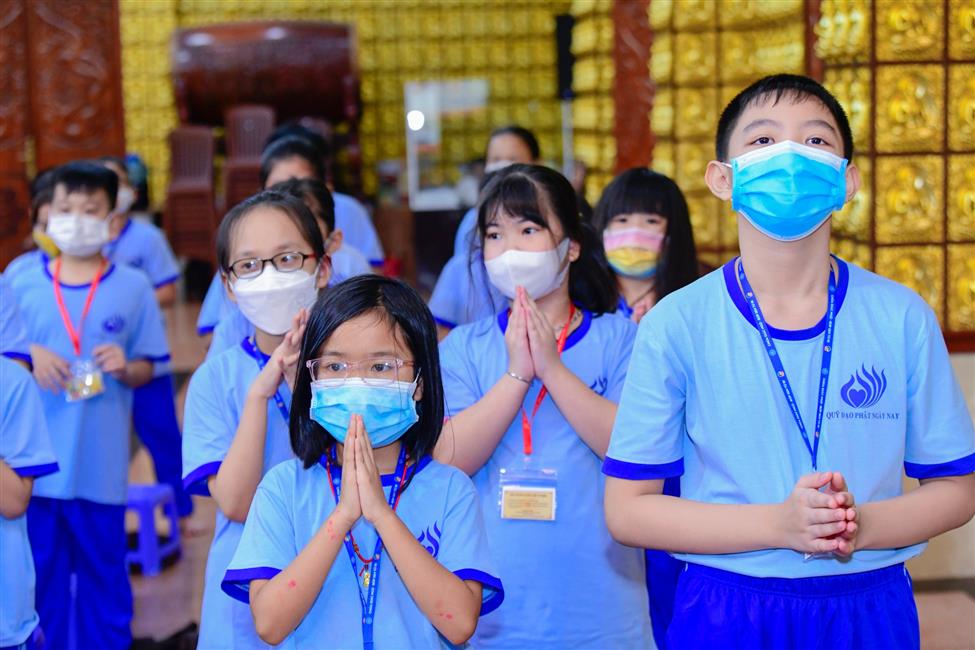 Tự do vui học, tự nhiên phát triển: Chùa Giác Ngộ - Điểm hẹn tu học dành cho hàng trăm em nhỏ