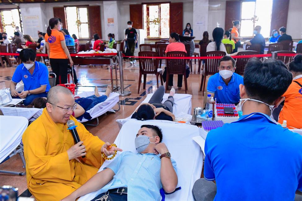 Chùa Giác Ngộ: 723 Phật tử tham gia “sẻ giọt máu đào, trao đời hy vọng” (HM53)