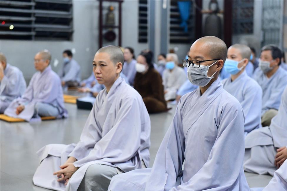 Những lợi ích của xuất gia gieo duyên