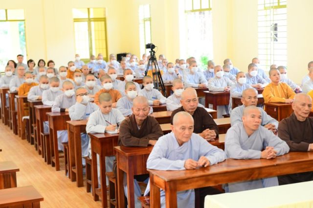 Cúng Dường Thẻ Bảo Hiểm Y Tế Cho Quý Tăng Ni (C282)