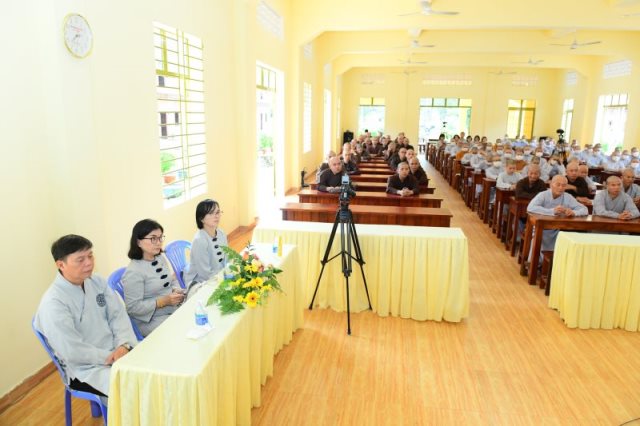 Cúng Dường Thẻ Bảo Hiểm Y Tế Cho Quý Tăng Ni (C282)