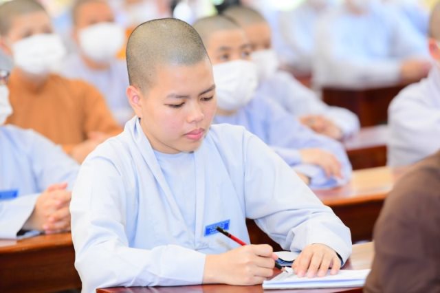 Cúng Dường Thẻ Bảo Hiểm Y Tế Cho Quý Tăng Ni (C282)