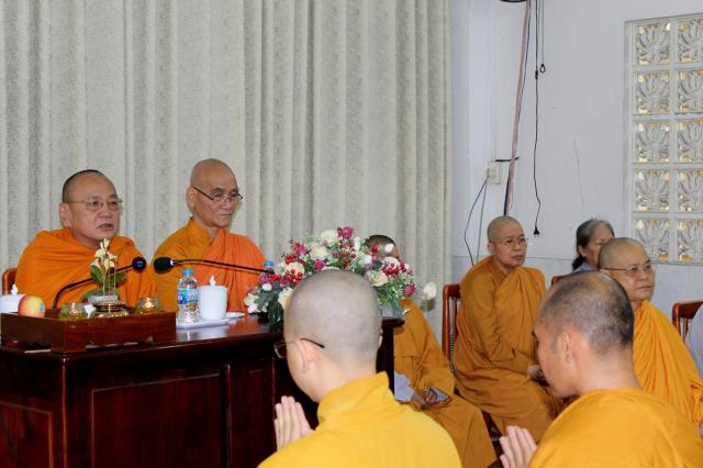 Đồng Nai: Ban trị sự tỉnh thăm 4 trường hạ TP Biên Hòa