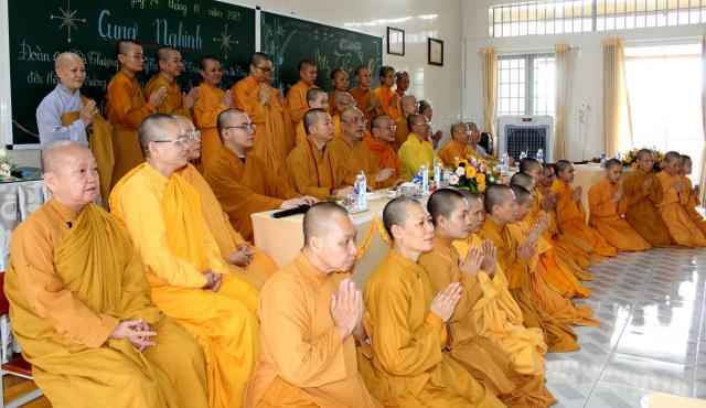 Đồng Nai: Ban trị sự tỉnh thăm 4 trường hạ TP Biên Hòa