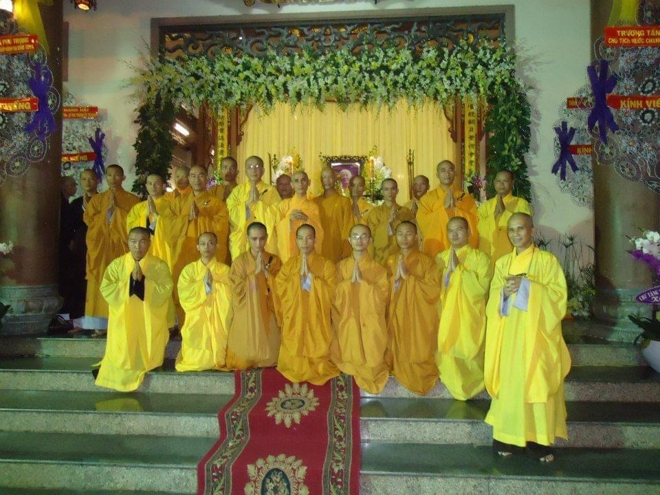 Tâm Linh Độc Hành   (Thầy Tuệ Sỹ Từ Quảng Hương Già Lam Lên Núi…)