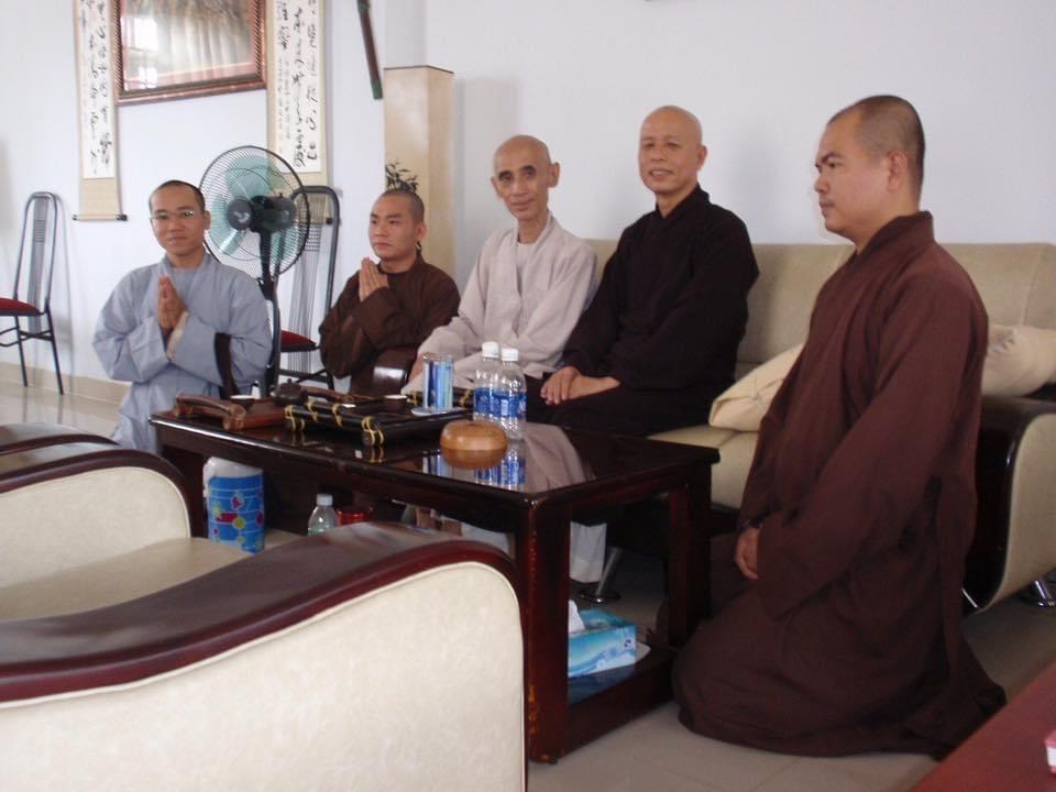 Tâm Linh Độc Hành   (Thầy Tuệ Sỹ Từ Quảng Hương Già Lam Lên Núi…)
