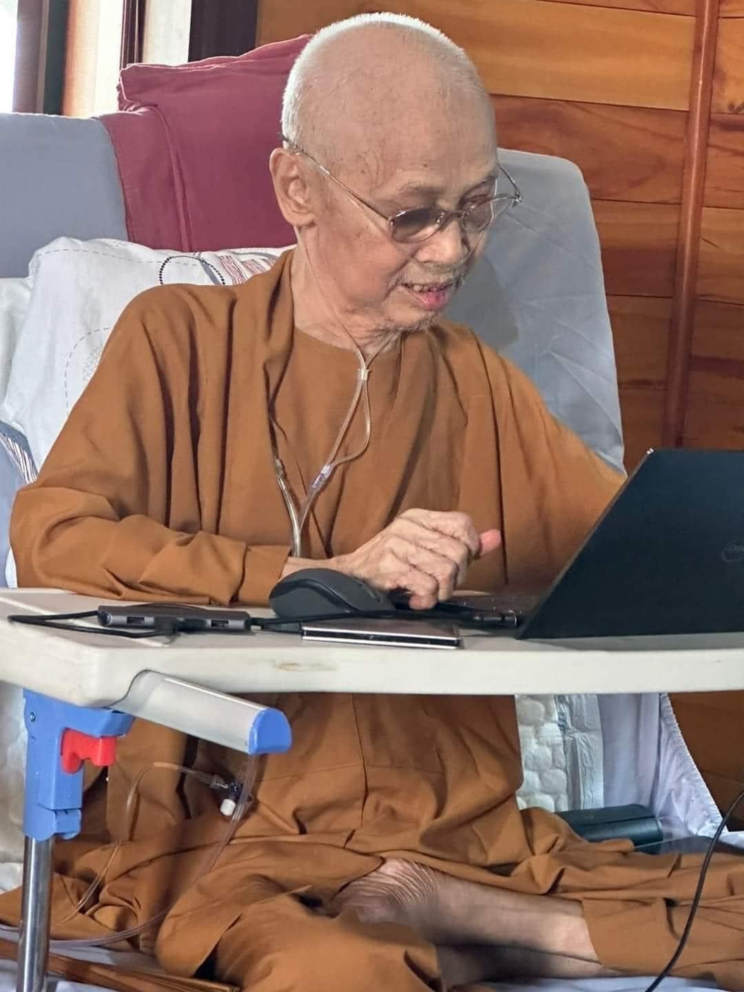 Tuệ Sỹ Thượng Nhân Sử Thi