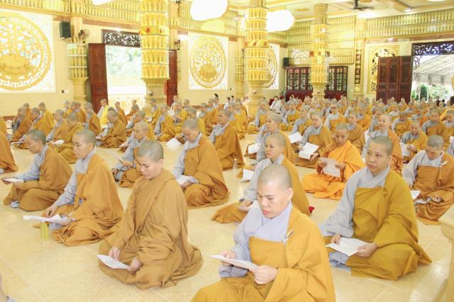 Đồng Nai: Hòa thượng Thích Bửu Chánh thuyết giảng chủ đề “Cuộc sống ngắn ngủi” tại trường hạ Long Vân