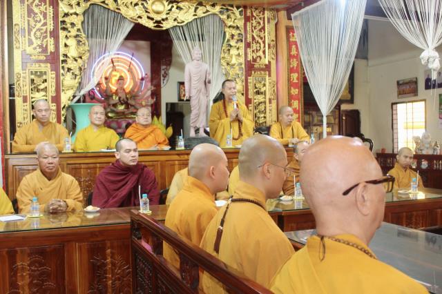 Đồng Nai: Phái đoàn ban trị sự GHPGVN tỉnh Đồng Nai viếng thăm trường hạ tổ đình Long Thiền, Quốc Ân Kim Cang