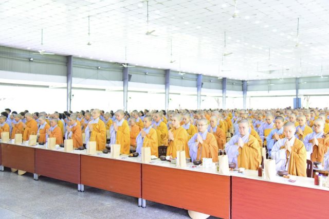 Chùa Giác Ngộ - Quỹ Đạo Phật Ngày Nay Cúng Dường 755 Triệu Đồng Đến Học Viện Pgvn Tp.Hcm