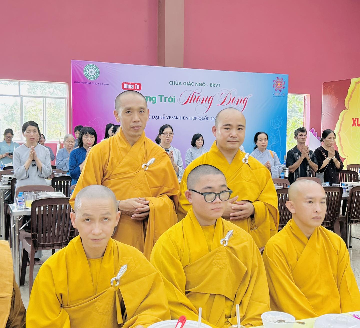 Chùa Giác Ngộ - Quỹ Đạo Phật Ngày Nay Cúng Dường Gần 300 Triệu Đồng Đến Các Trường hạ Tại Tp.Hcm Và Tỉnh Đồng Nai