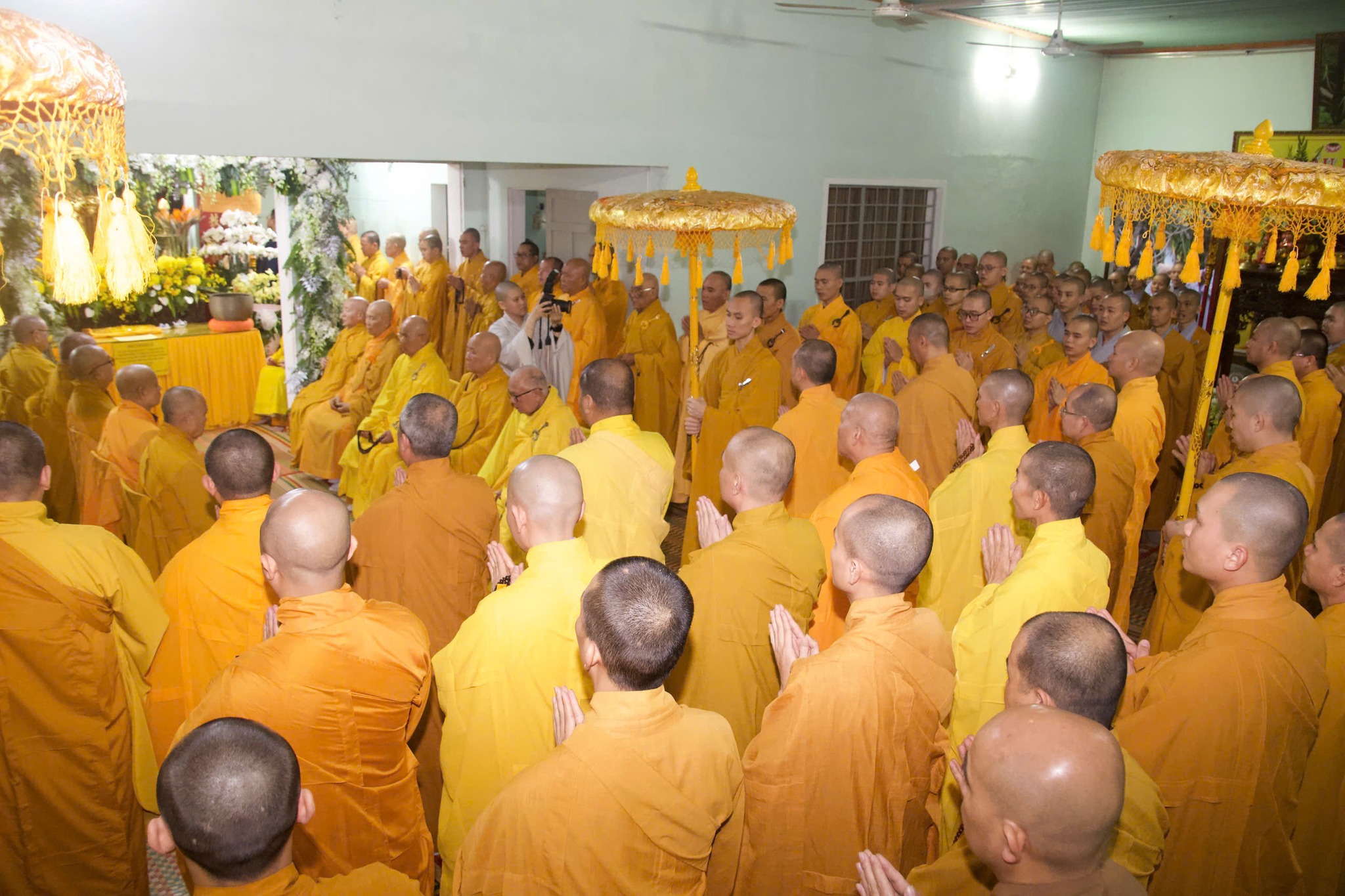 Hoài Niệm Ân Sư