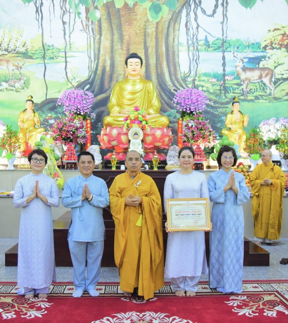 Chùa Giác Ngộ - Quỹ Đạo Phật Ngày Nay Cúng Dường 755 Triệu Đồng Đến Học Viện Pgvn Tp.Hcm