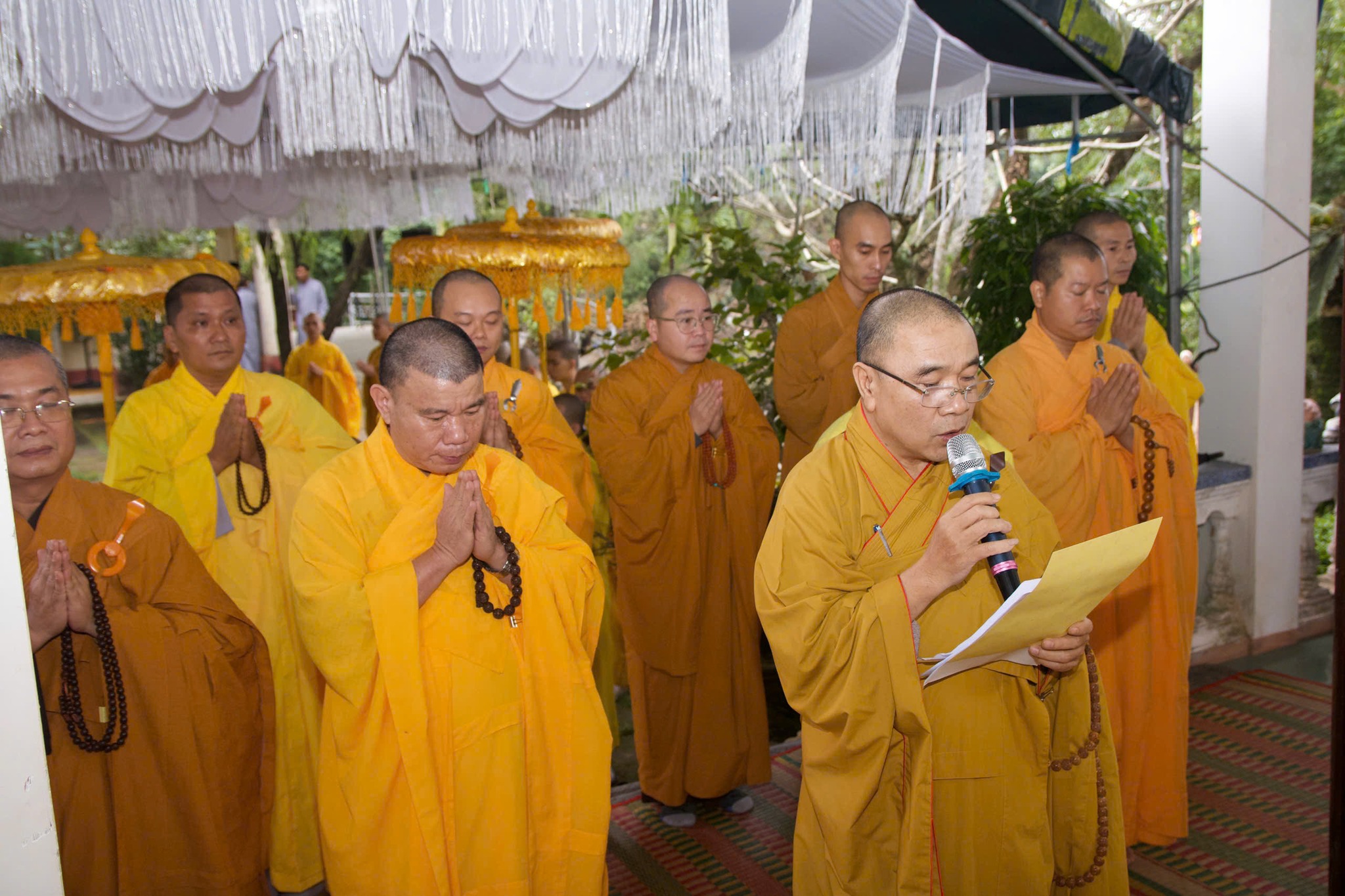 Hoài Niệm Ân Sư