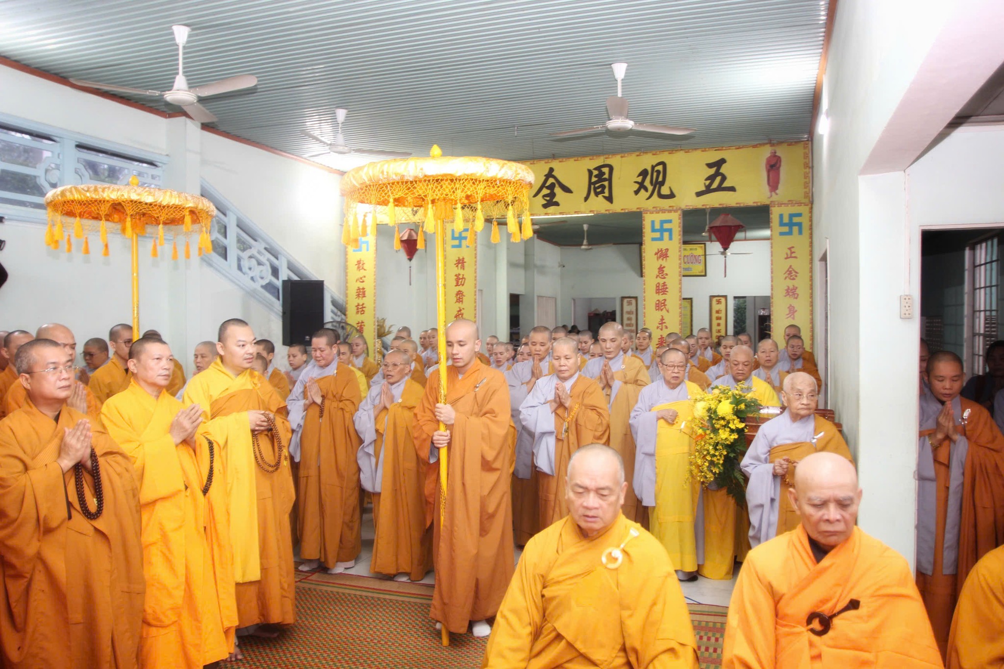 Hoài Niệm Ân Sư