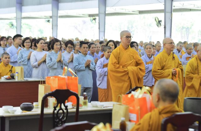 Chùa Giác Ngộ - Quỹ Đạo Phật Ngày Nay Cúng Dường 755 Triệu Đồng Đến Học Viện Pgvn Tp.Hcm