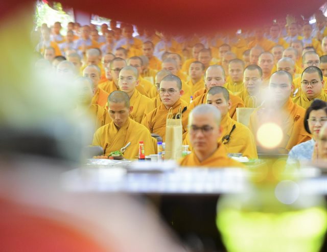 Chùa Giác Ngộ - Quỹ Đạo Phật Ngày Nay Cúng Dường 755 Triệu Đồng Đến Học Viện Pgvn Tp.Hcm