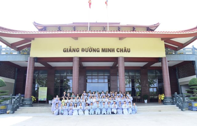 Chùa Giác Ngộ - Quỹ Đạo Phật Ngày Nay Cúng Dường 755 Triệu Đồng Đến Học Viện Pgvn Tp.Hcm