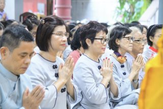 Chùa Giác Ngộ - Quỹ Đạo Phật Ngày Nay Cúng Dường Gần 300 Triệu Đồng Đến Các Trường hạ Tại Tp.Hcm Và Tỉnh Đồng Nai