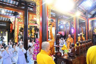Chùa Giác Ngộ - Quỹ Đạo Phật Ngày Nay Cúng Dường Gần 300 Triệu Đồng Đến Các Trường hạ Tại Tp.Hcm Và Tỉnh Đồng Nai