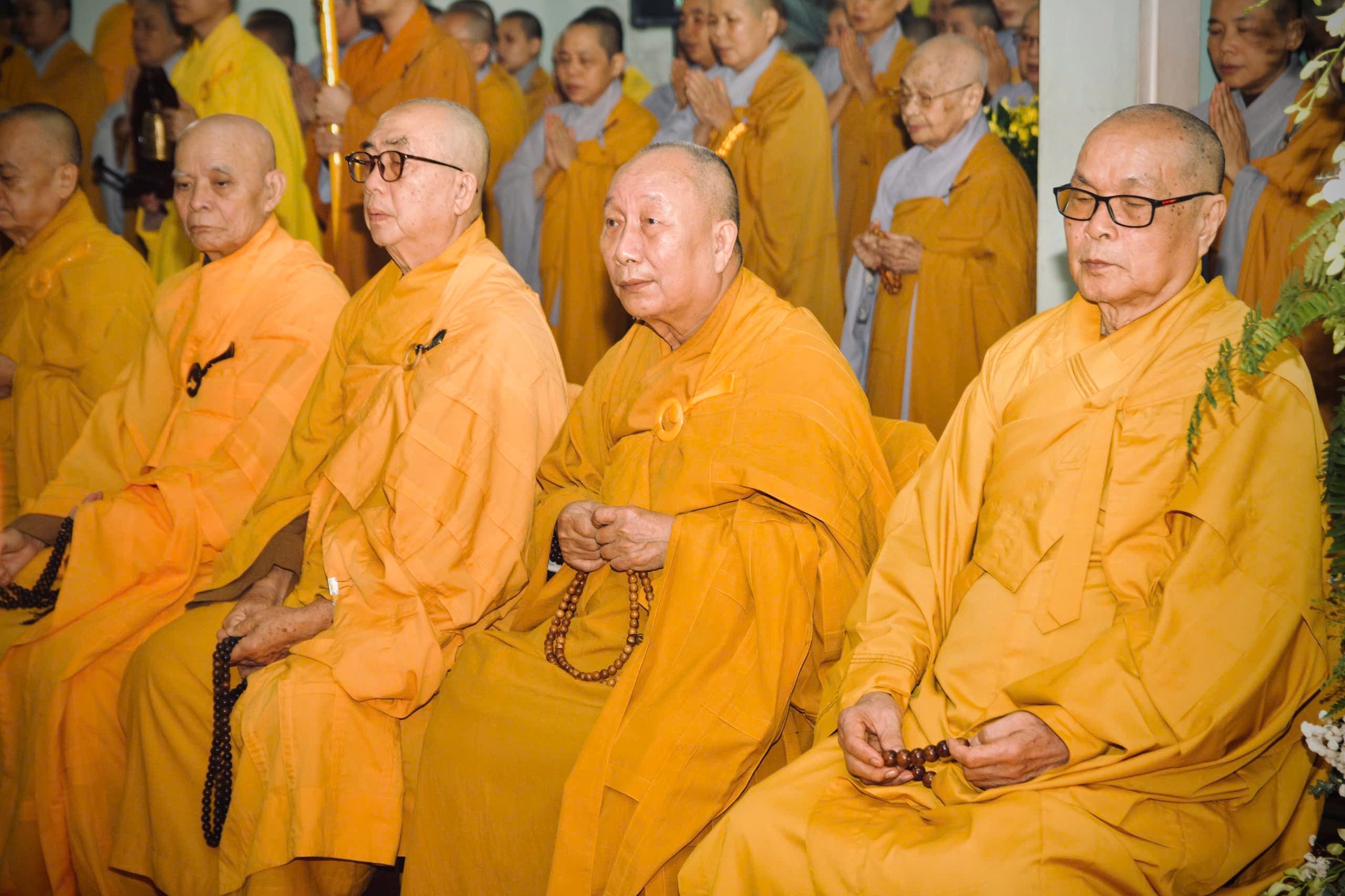 Hoài Niệm Ân Sư