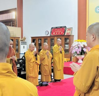 Chùa Giác Ngộ - Quỹ Đạo Phật Ngày Nay Cúng Dường Gần 300 Triệu Đồng Đến Các Trường hạ Tại Tp.Hcm Và Tỉnh Đồng Nai