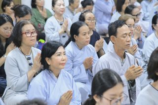 Chùa Giác Ngộ - Quỹ Đạo Phật Ngày Nay Cúng Dường Gần 300 Triệu Đồng Đến Các Trường hạ Tại Tp.Hcm Và Tỉnh Đồng Nai