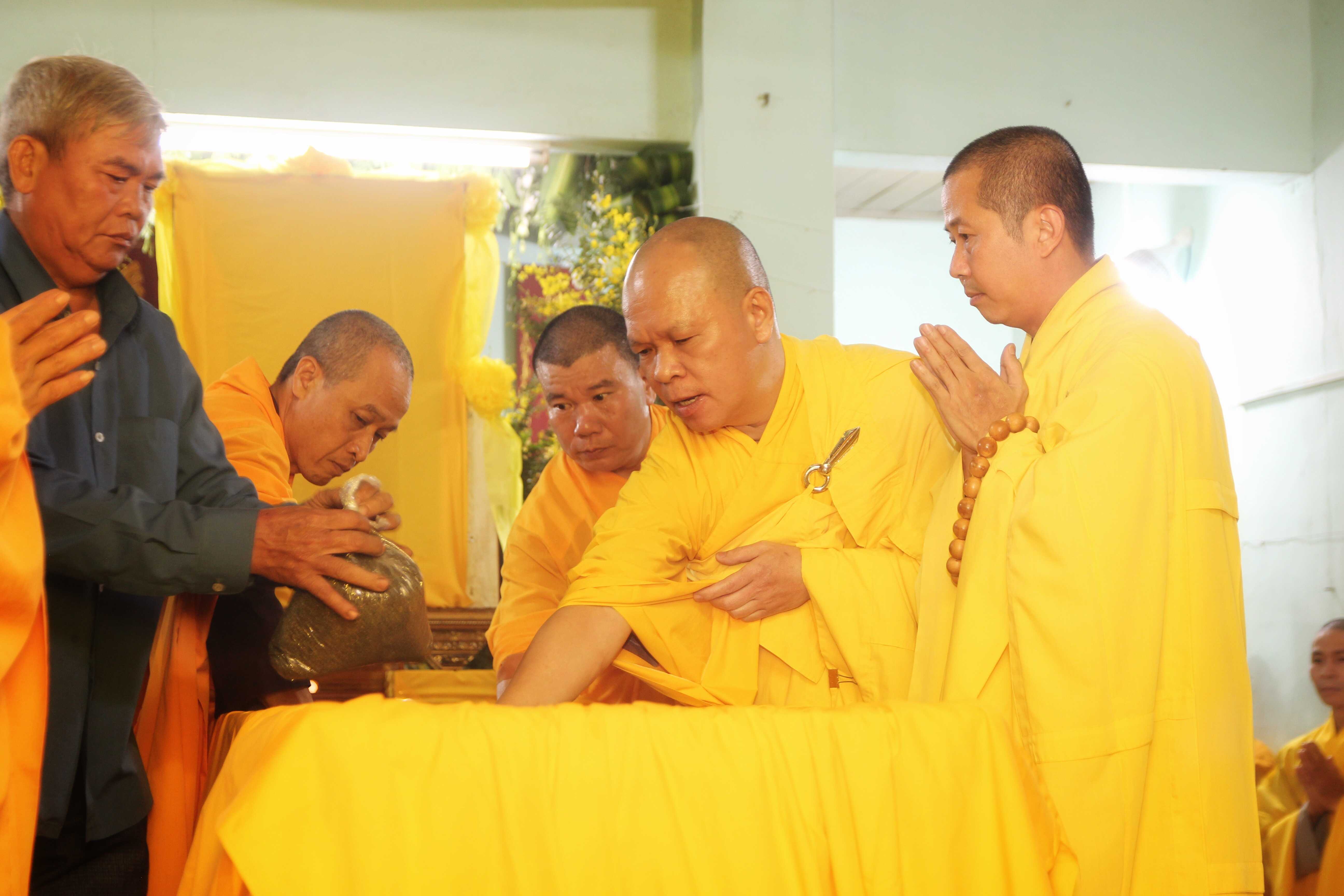 TIỂU SỬ HÒA THƯỢNG THÍCH MINH TUẤN (1959-2025)