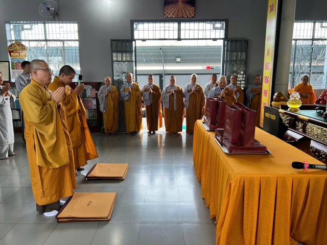 Chùa Giác Ngộ - Quỹ Đpnn Viếng Thăm, Gieo Duyên Cúng Dường Tại Thiền Viện Trúc Lâm Sóc Trăng Và Chùa Đại Giác (Cần Thơ)
