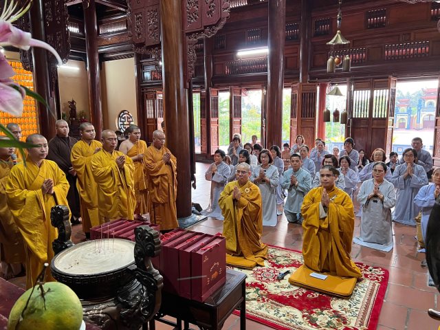Chùa Giác Ngộ - Quỹ Đpnn Viếng Thăm, Gieo Duyên Cúng Dường Tại Thiền Viện Trúc Lâm Sóc Trăng Và Chùa Đại Giác (Cần Thơ)