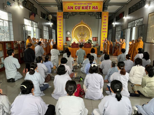 Chùa Giác Ngộ - Quỹ Đpnn Viếng Thăm, Gieo Duyên Cúng Dường Tại Thiền Viện Trúc Lâm Sóc Trăng Và Chùa Đại Giác (Cần Thơ)