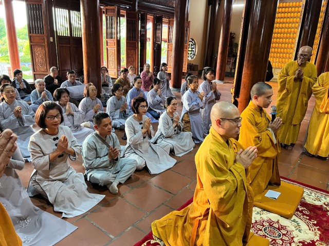 Chùa Giác Ngộ - Quỹ Đpnn Viếng Thăm, Gieo Duyên Cúng Dường Tại Thiền Viện Trúc Lâm Sóc Trăng Và Chùa Đại Giác (Cần Thơ)