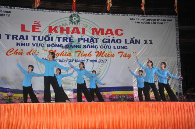 TP. Cần Thơ: Hoành tráng đêm văn nghệ chào mừng Hội trại 11